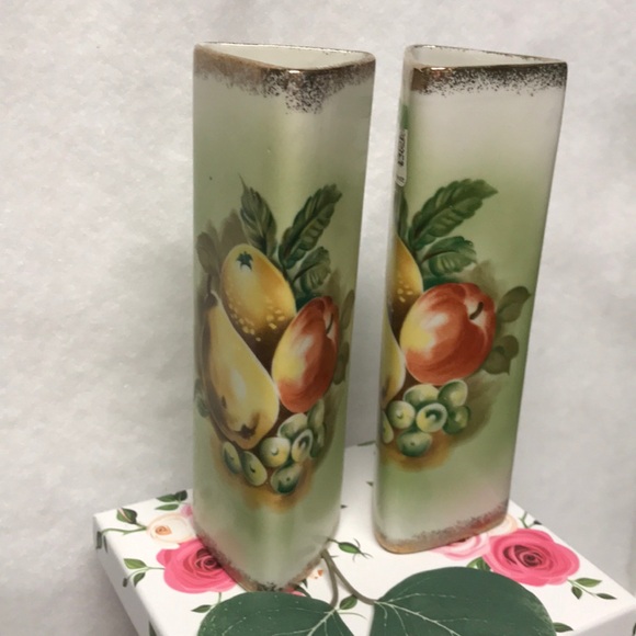 VINTAGE WALL VASES Green porcelain with gilded gold painted vintage fruit set 2 - Picture 16 of 16